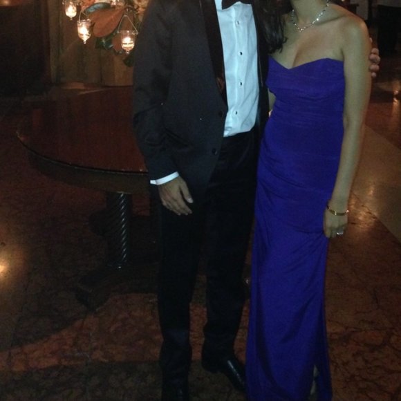 Nicole Miller Strapless Ruched Gown - Size 0 - Picture 3 of 3